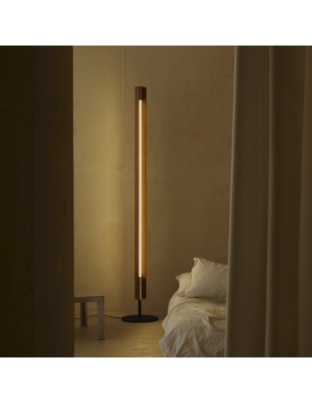 Flos Seki-Han Floor – Lámpara de pie de diseño con madera y luz LED regulable