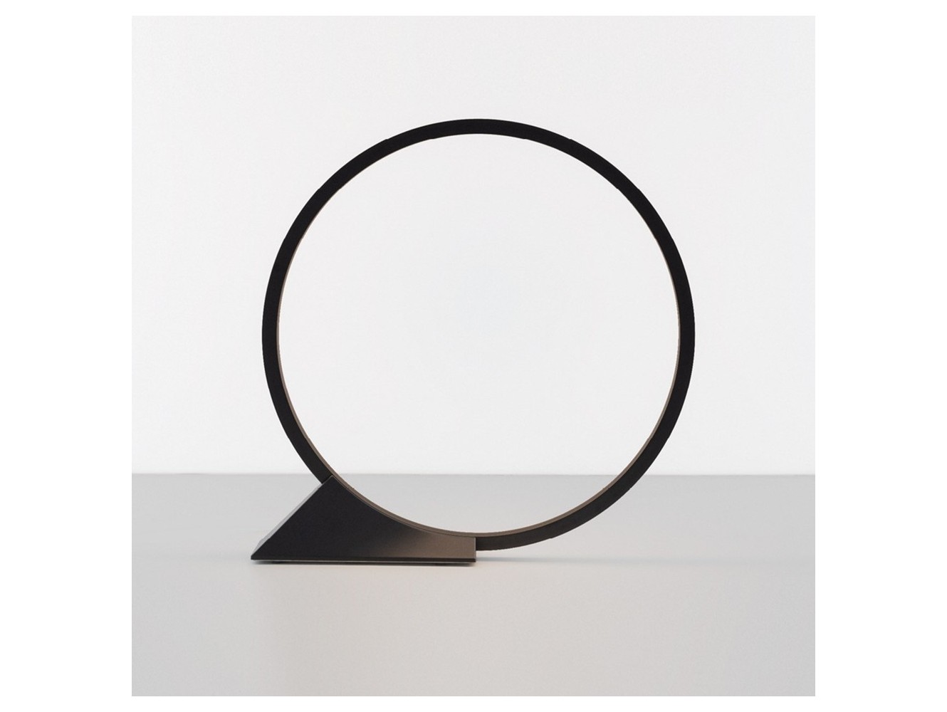 Artemide "O" Outdoor Floor Lamp
