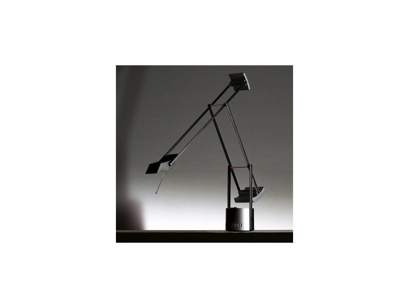 Artemide Tizio Micro Lámpara de Sobremesa