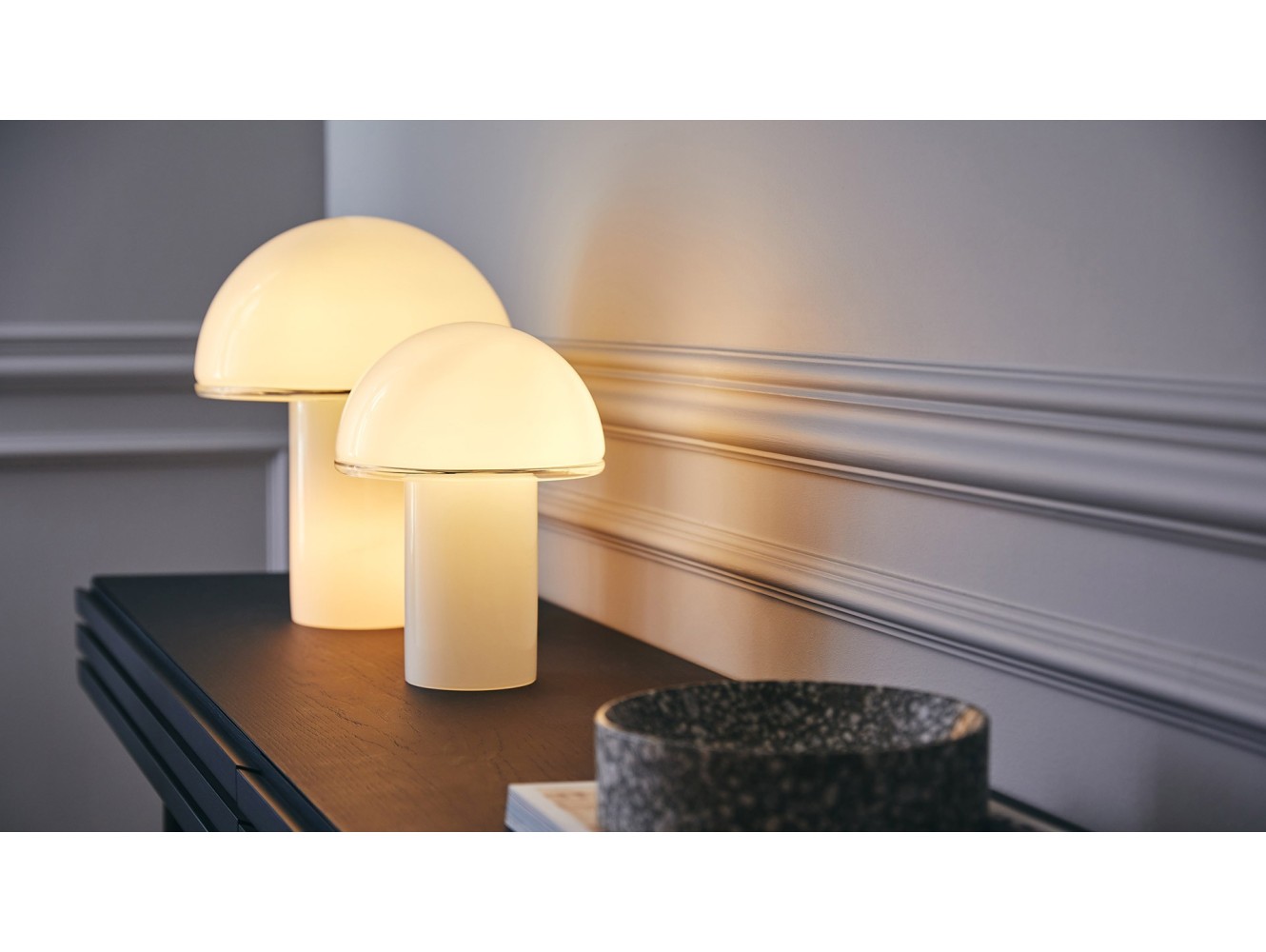 Artemide Onfale Medio Lámpara de sobremesa