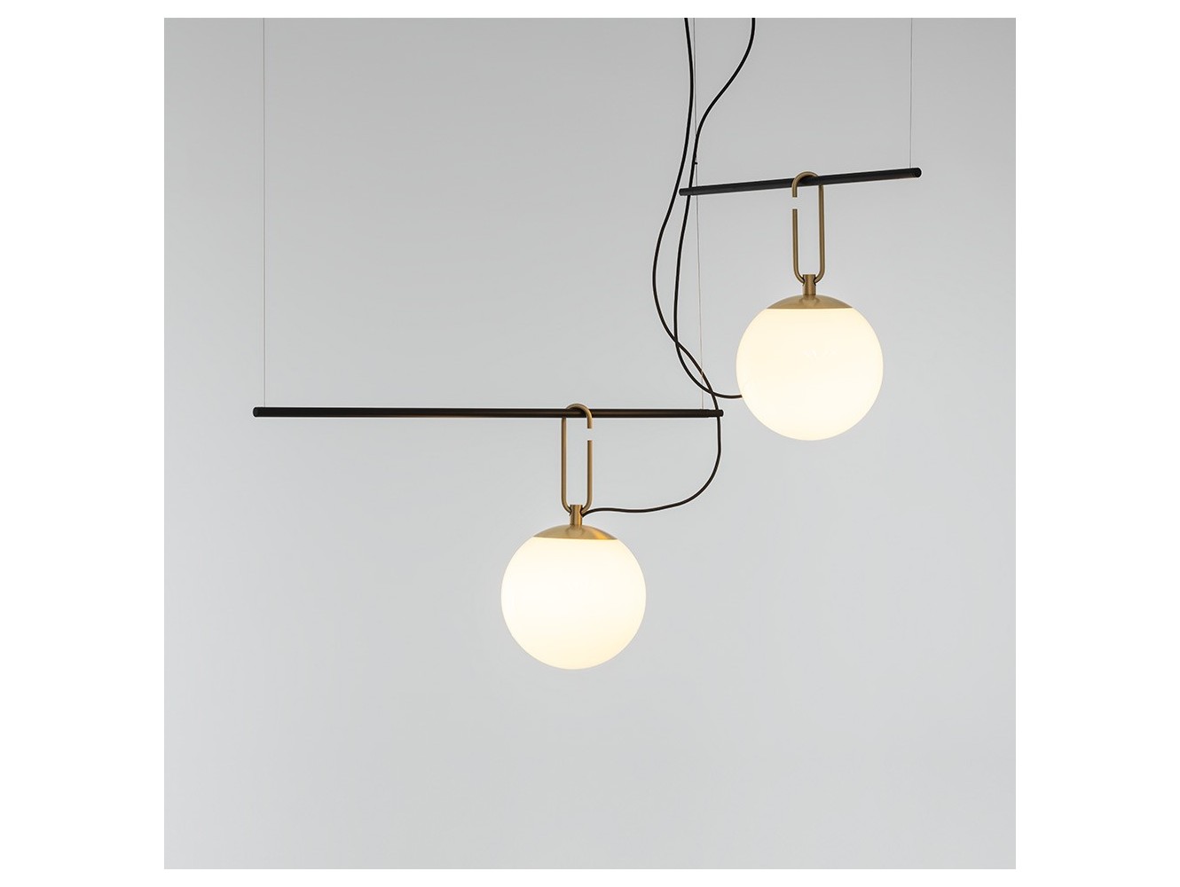 Artemide NH S3 2 Arms Lámpara de suspensión