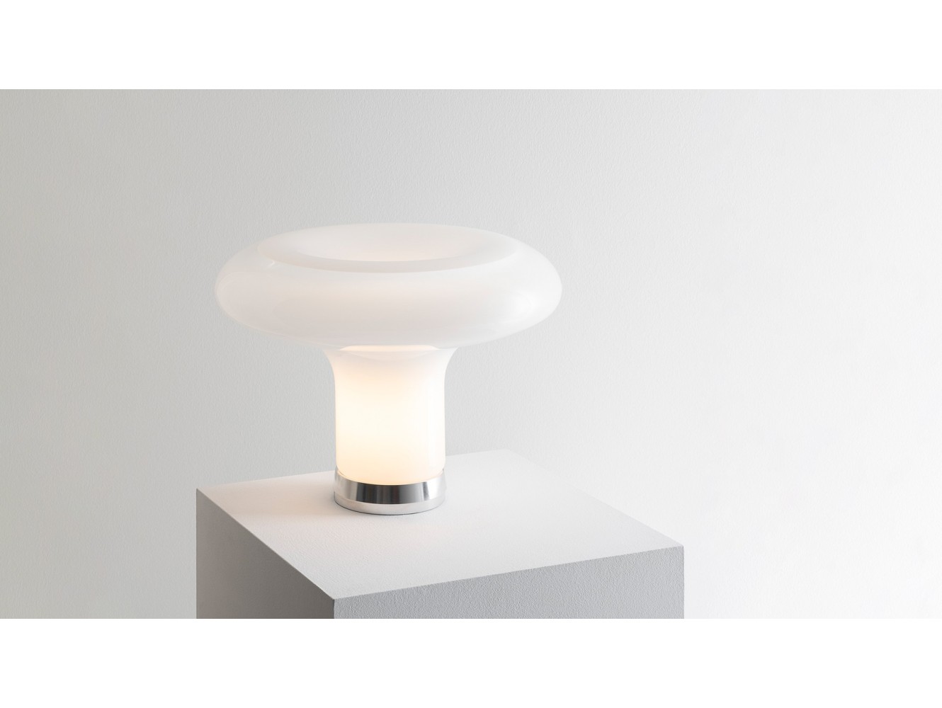 Artemide Lesbo Lámpara de sobremesa