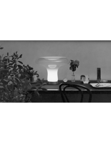 Artemide Lesbo Lámpara de sobremesa